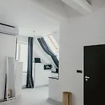 Apartmán Coco Chanel Boutique By Goodnite Cz *
