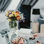 Coco Chanel Boutique By Goodnite Cz Apartmán *