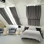 Apartmán Coco Chanel Boutique By Goodnite Cz *