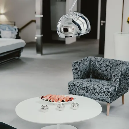 Apartment Coco Chanel Boutique By Goodnite Cz