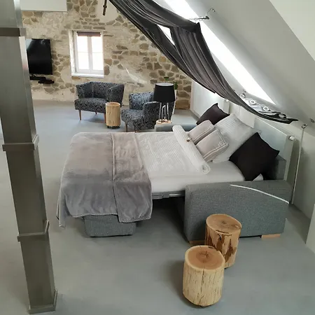 Apartment Coco Chanel Boutique By Goodnite Cz *