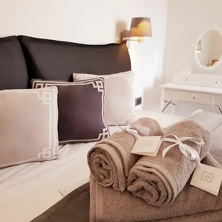 Apartment Coco Chanel Boutique By Goodnite Cz Brno