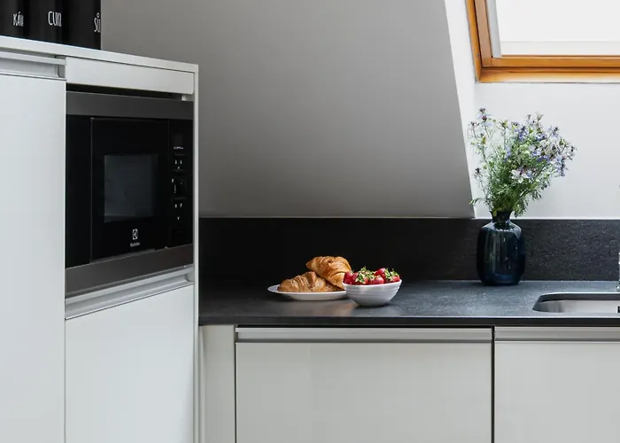 Coco Chanel Boutique By Goodnite Cz *