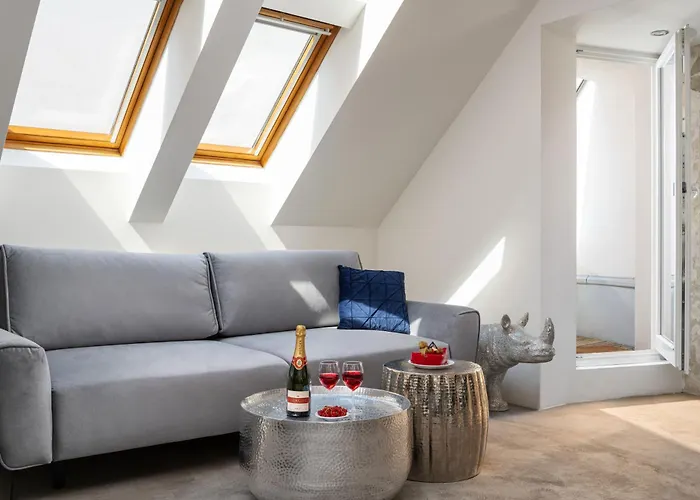 Apartamento Coco Chanel Boutique By Goodnite Cz Brno