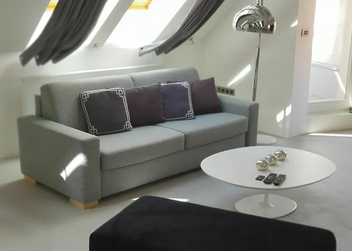 Apartamento Coco Chanel Boutique By Goodnite Cz