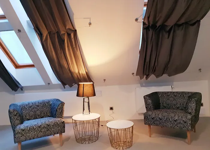 Coco Chanel Boutique By Goodnite Cz Brno